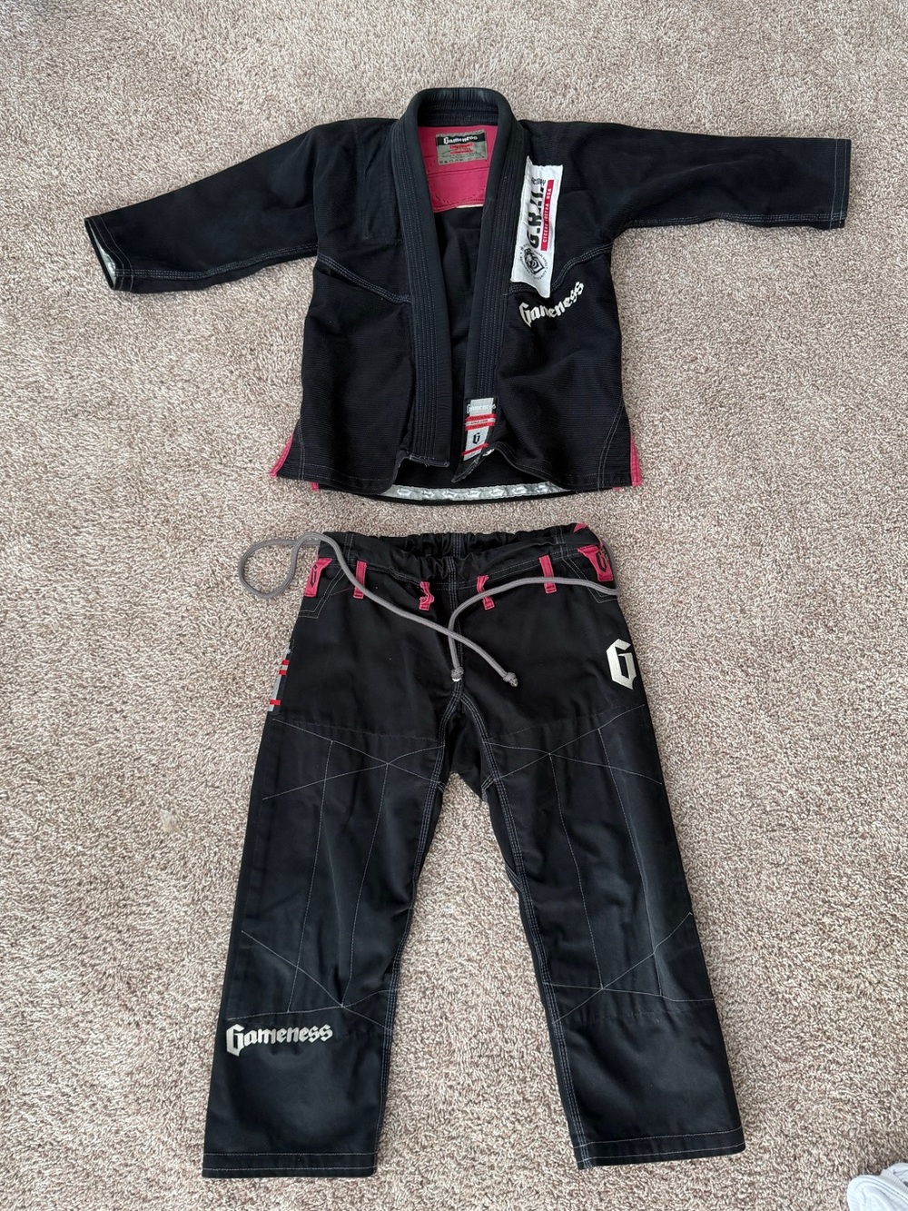 Gameness BJJ Gi Set Black & Red – Brazilian Jiu-Jitsu / Martial Arts